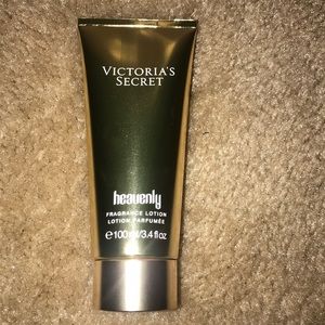 NEW✨Victoria’s secret fragrance lotion